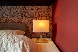 1 bedroom, iron/ironing board, Internet, bed sheets - Hidden Gem Riga Apartment with Garden Views (Riga)