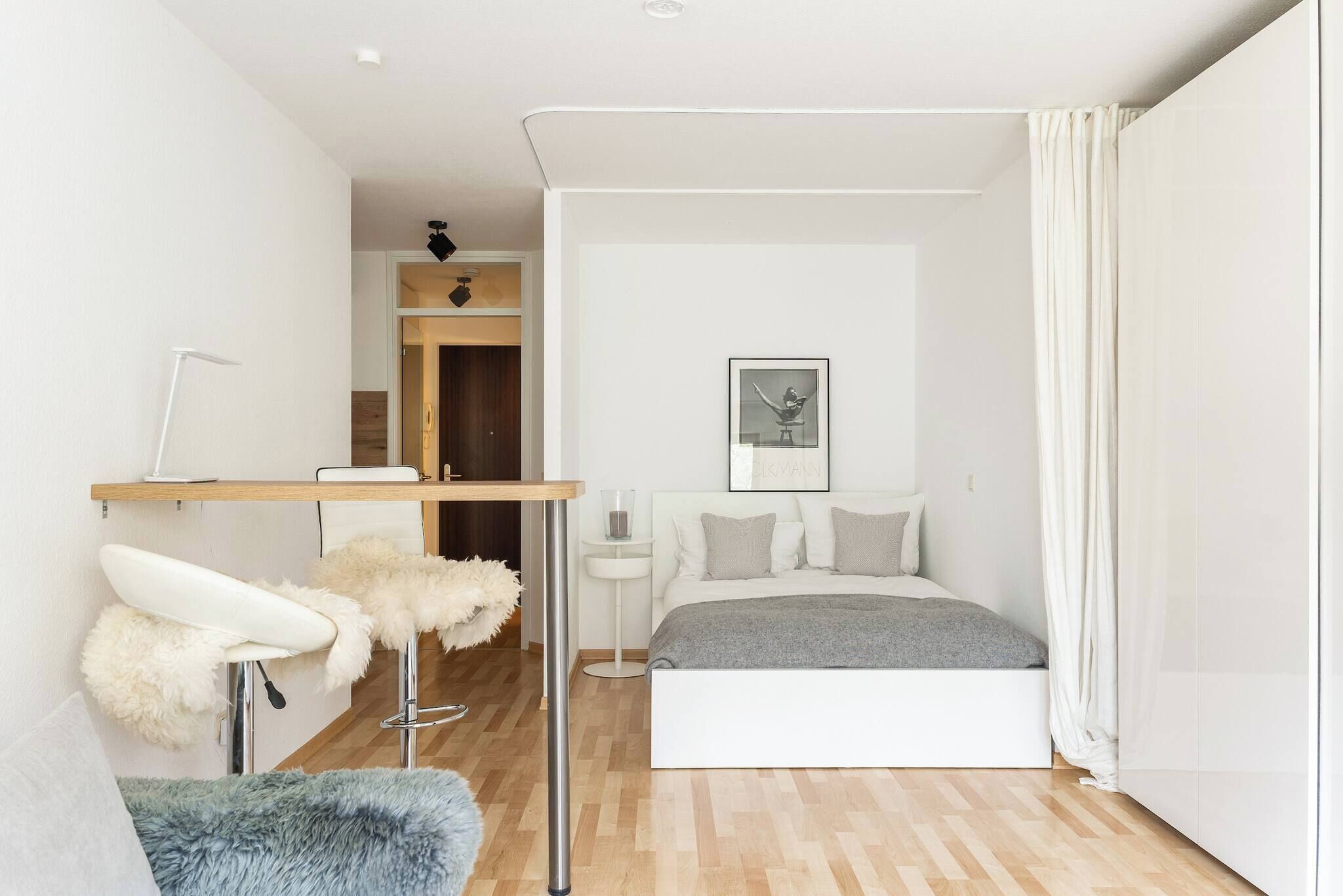 1 bedroom, iron/ironing board, internet, bed sheets