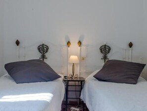 House, Smoking | 3 bedrooms - Villa The Beach 14882 (Chiclana de la Frontera)