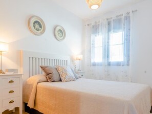 Apartment, Smoking | 2 bedrooms - Coto de Sancti Petri 15 (Chiclana de la Frontera)