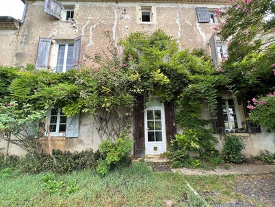 Large character house built in 1850