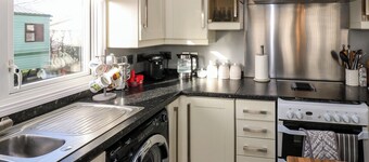 A and C Lodge-plot 21