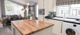 A and C Lodge-plot 21