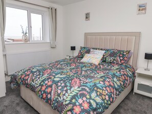 4 camere, con stile personalizzato, con arredamento individuale