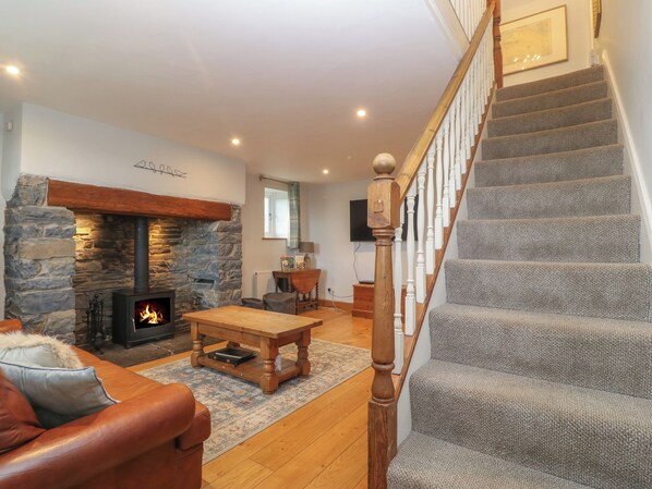 Interior - Priddbwll (Denbigh)