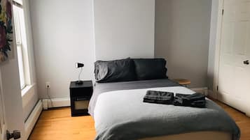 2 bedrooms, in-room safe, travel cot, WiFi