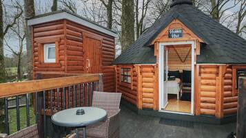 Khu ẩm thực ngoài trời