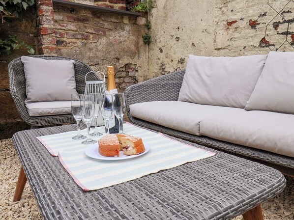 Cottage | Property grounds