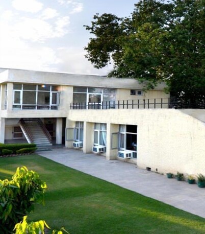 Bulbul Tourist Complex Jind