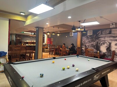 Saparis Station Hostel & Travel