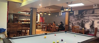 Saparis Station Hostel & Travel