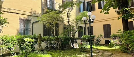 Appartement, 2 chambres, accessible aux personnes Ă mobilitĂ© rĂ©duite, fumeur | Façade de lâhĂ©bergement
