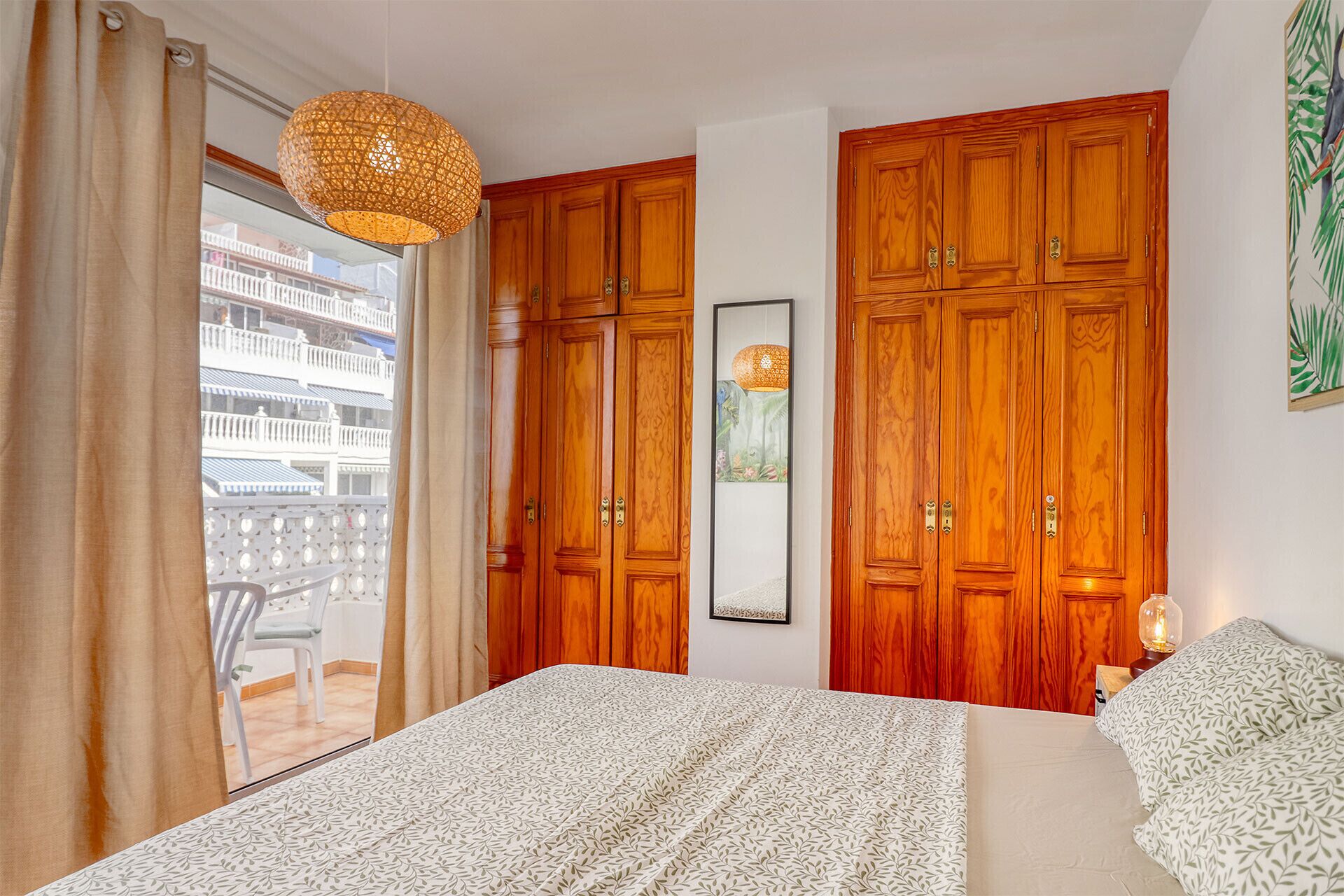 3 sovrum, strykjärn/strykbräda, gratis wi-fi och sängkläder