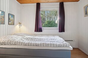 3 chambres, fer et planche à repasser, Wi-Fi gratuit