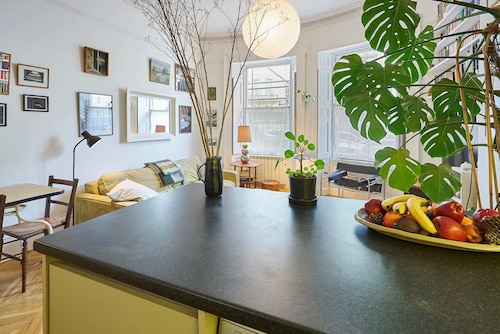 Host Stay Brunswick Place Flat