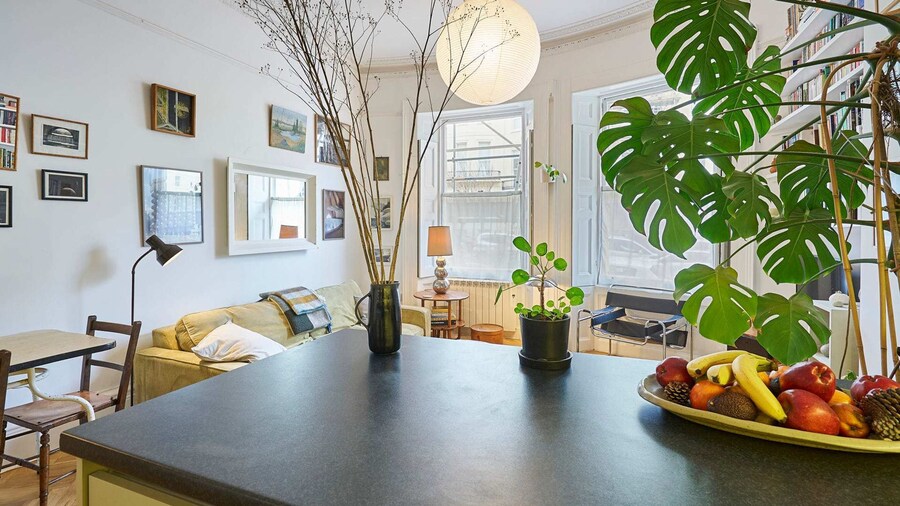 Host Stay Brunswick Place Flat