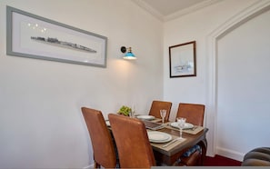 2 bedrooms - Host Stay The Aquamarine Weymouth Beach (Weymouth)