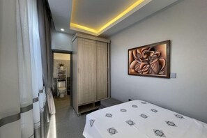 1 bedroom, iron/ironing board, WiFi, bed sheets