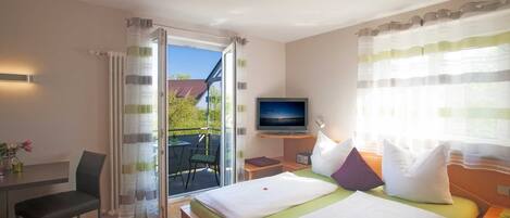 1 bedroom, free WiFi, bed sheets