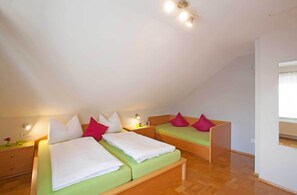 1 bedroom, free WiFi, bed sheets