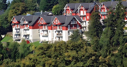 Apartment 'Ferienwohnung Tannenblick 3-2-3-3' with Mountain View, Garden and Wi-Fi