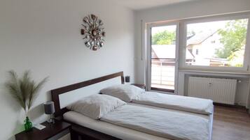 1 bedroom, free WiFi, bed sheets