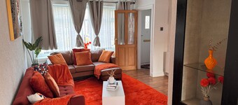 Chester House, 3 bedrooms ample living-space