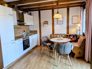 Køleskab, ovn, kogeplade, opvaskemaskine
