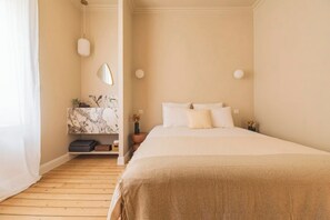 3 bedrooms, WiFi, bed sheets - Apartment terrace cathedral view city center (Reims)