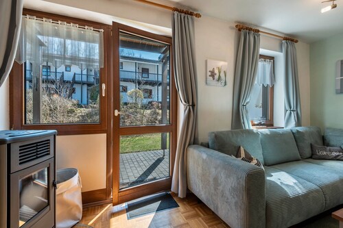 Holiday Apartment 'Fewo mit Kamin - Dogs Welcome' with Mountain View, Terrace and Wi-Fi
