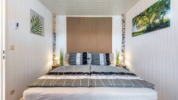 1 室のベッドルーム、WiFi (無料)