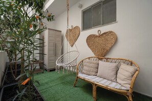 Superior Apartment, Balcony, City View | Terrace/patio - Luxury Comfort in Pagrati - 5 min to Varnava Square (Athens)