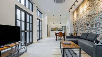 Télévision, espaces bureaux