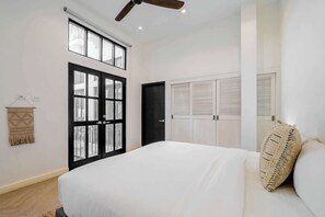 1 chambre, fer et planche à repasser, accès à Internet, literie fournie