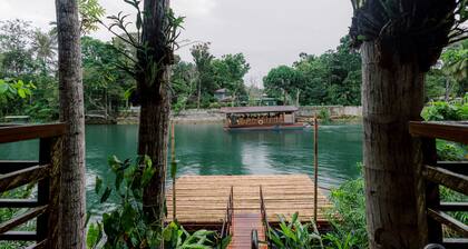 LOBOC RIVERSIDE INN and RESTAURANT