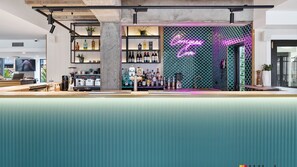 Bar (en la propiedad)