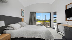 1 habitación y ropa de cama