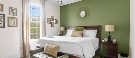 4 camere, ferro/asse da stiro, Wi-Fi, lenzuola