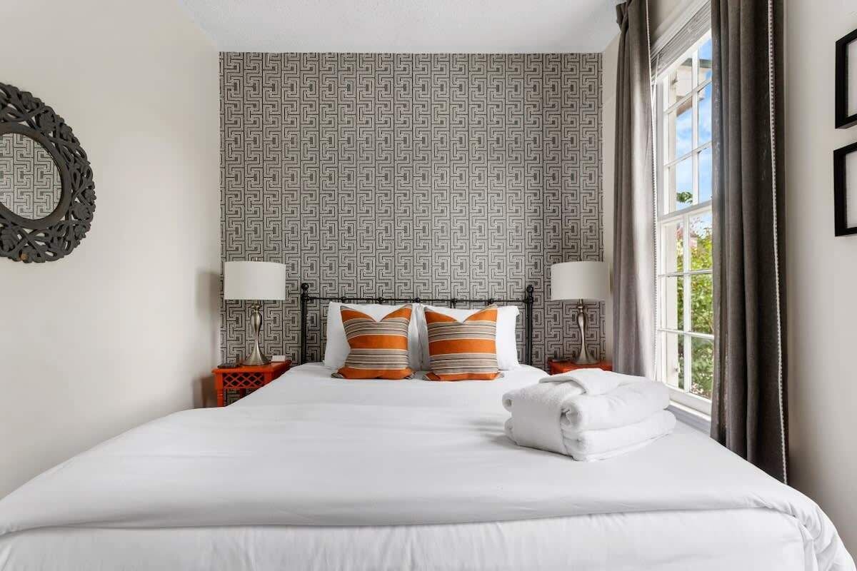 4 Schlafzimmer, Bügeleisen/Bügelbrett, WLAN, Bettwäsche