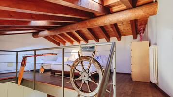 1 chambre, fer et planche Ă repasser, Wi-Fi gratuit, draps fournis