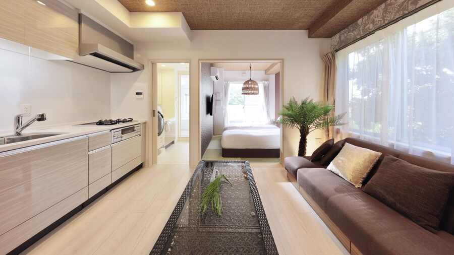 Crystal Ryokan Shirahama Akariya