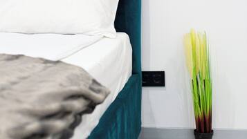 1 chambre, fer et planche à repasser, Wi-Fi, literie fournie