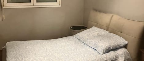1 bedroom, iron/ironing board, bed sheets