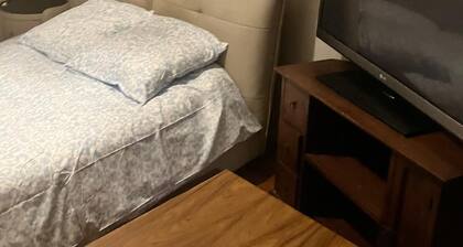 13 minutes from Montparnasse, 18 minutes from Champs Elysées, 28 minutes from Tour Eiffel