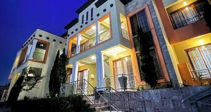 Sherehe Apartments, Unit 1