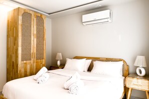 Basic Apartment | 2 bedrooms, iron/ironing board, bed sheets - The 2bdr Radiant Residence 5 min to Airport (Cairo)