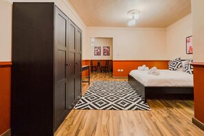Basic Apartment (Distinct & Decent) | 4 bedrooms, desk, laptop workspace, iron/ironing board