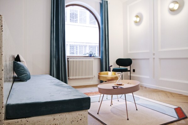 Quarto casal conforto, 1 cama Queen | Individualmente decorados, individualmente mobiliados