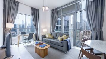 Apartment, Klimaanlage, Stadtblick | Wohnbereich