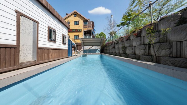 Exterior - Yeongheungdo Rainbow Ocean View Pension (Incheon)